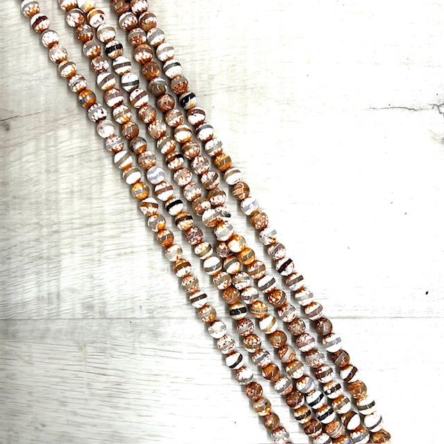 Tibetan Agate Banded, 8mm, 16" Strand