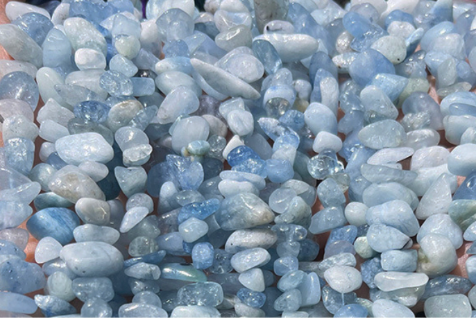 Aquamarine Chips, 5-8mm, 32" Strand