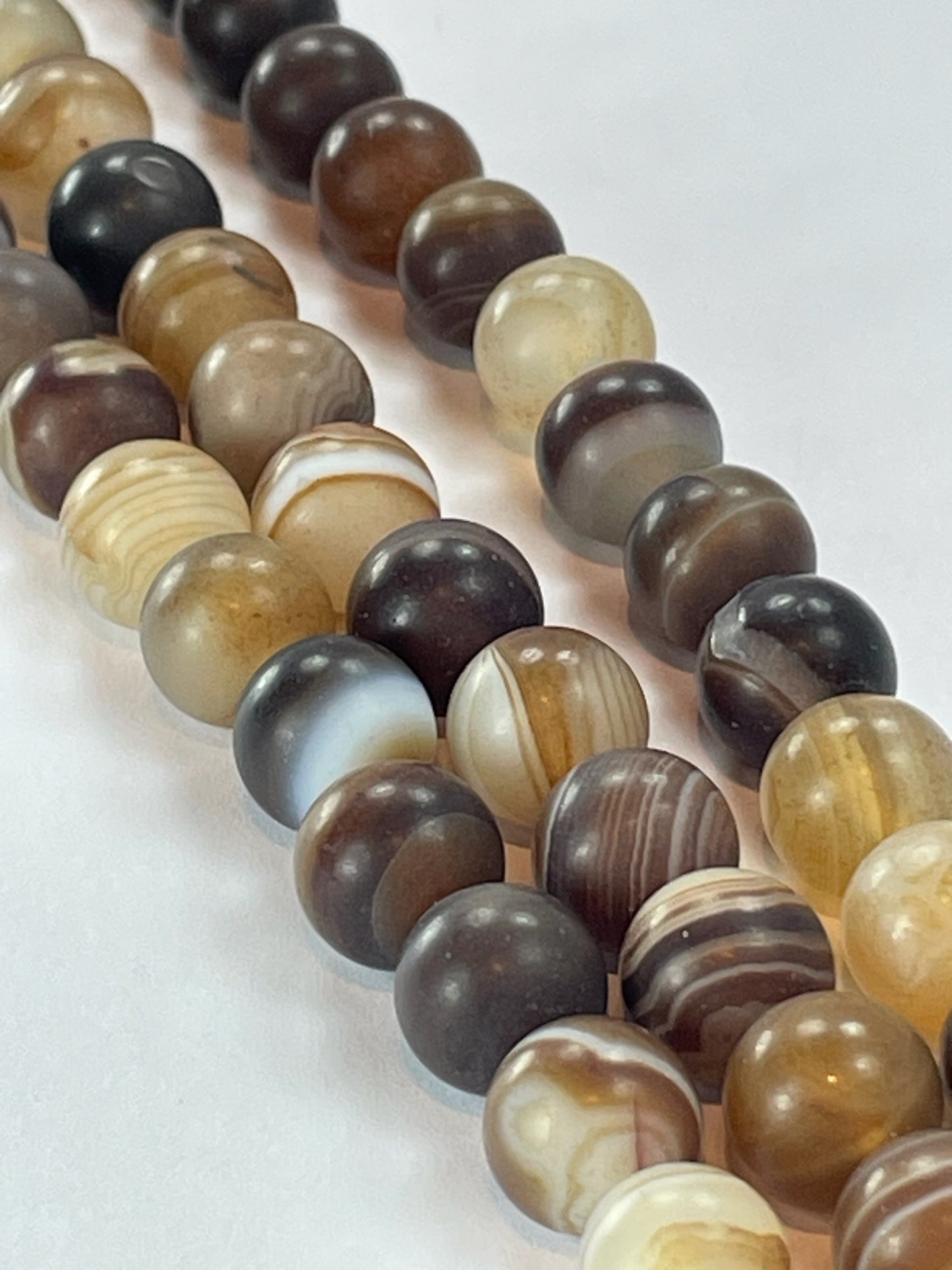 Brown Banded Agate Matte, 8mm, 16" Strand