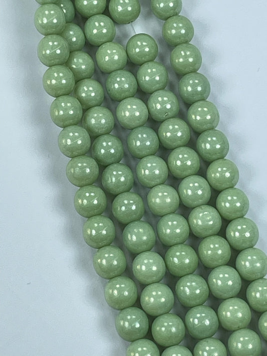 Czech White Mint Luster 8mm