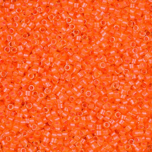 Luminous Bittersweet, DB2047 9g, DB 11/0