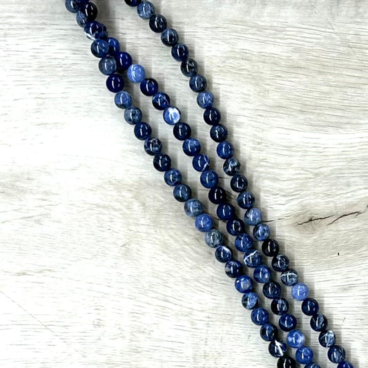 Sodalite Round 8mm, 16" Strand