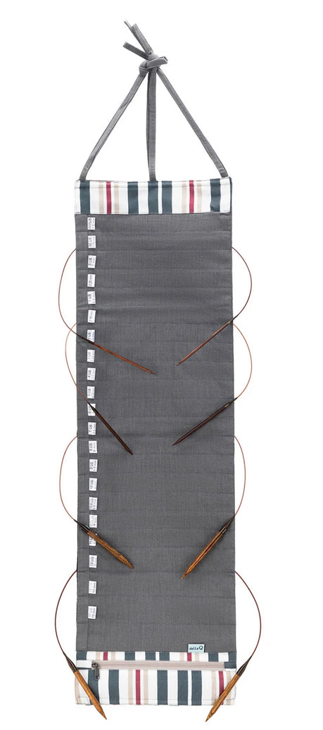 Hanging Circular Needle Holder