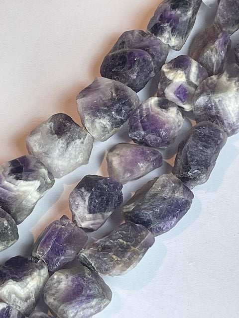 Rough Amethyst Nuggets, 11-13x15-18m, 16" strand