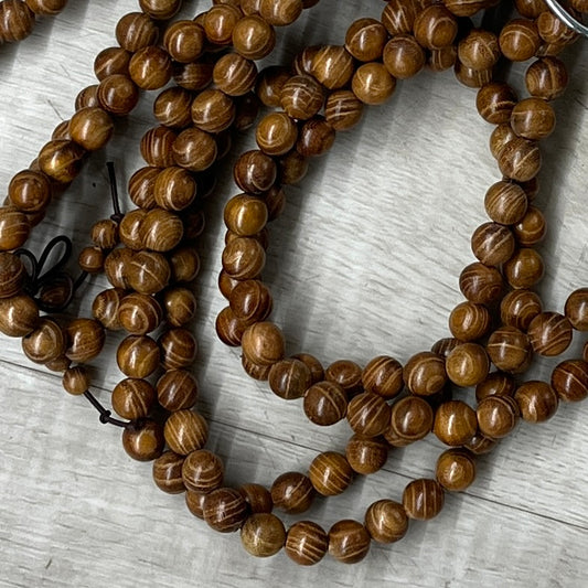 Smooth Med Wood, 8mm 108 beads per strand
