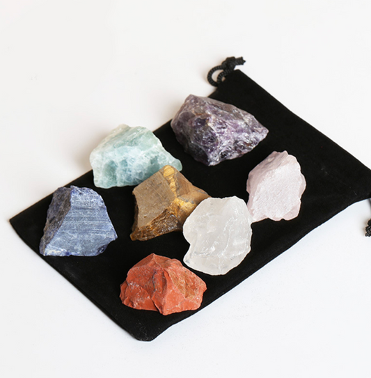 Rough Chakra Stones with Bag, 30-50mm, 7 pieces